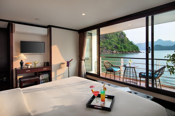 Crociera di lusso a 5 stelle che esplora la splendida bellezza naturale della baia di Halong e della baia di Lan Ha in Vietnam, foto 6 | wizardtrip