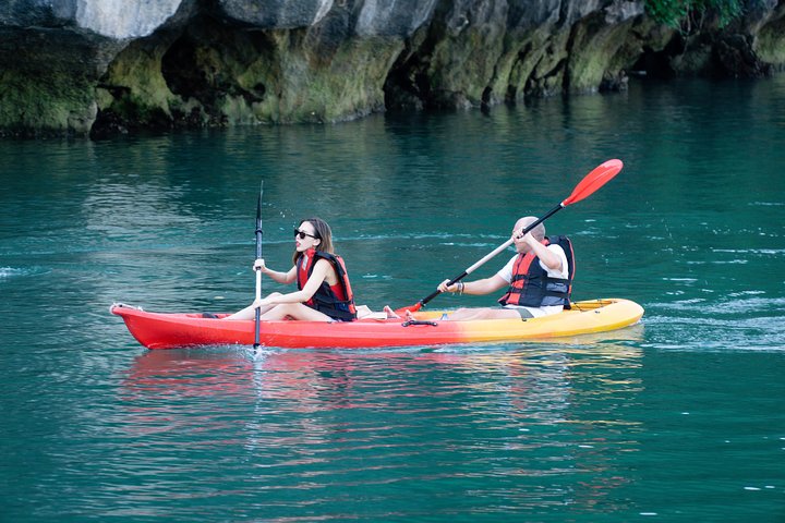 Crociera di lusso a 5 stelle che esplora la splendida bellezza naturale della baia di Halong e della baia di Lan Ha in Vietnam, foto 13 | wizardtrip