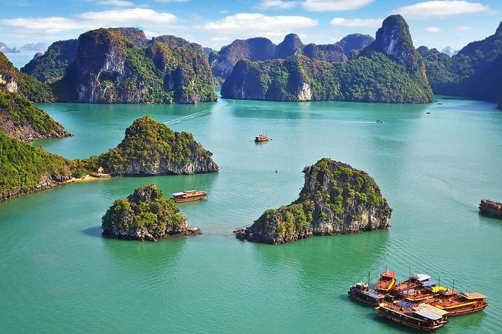 Crociera di lusso a 5 stelle che esplora la splendida bellezza naturale della baia di Halong e della baia di Lan Ha in Vietnam, foto 15 | wizardtrip