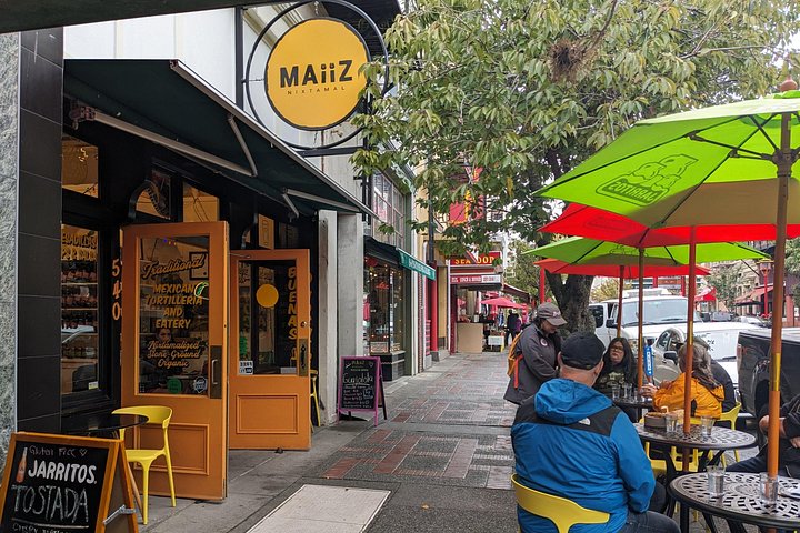 Tour culinário explorando a histórica Chinatown e Old Town de Victoria com degustações, foto 11 | wizardtrip