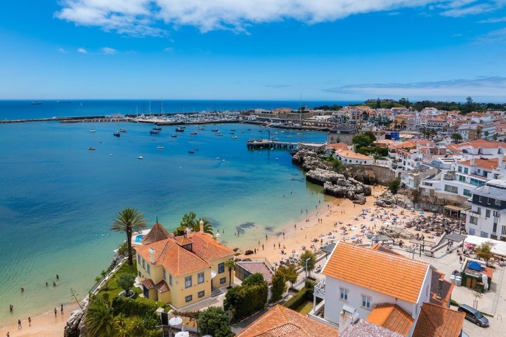 Lille gruppe udflugt, der udforsker Sintras Pena Palads, Cabo da Rocas klipper og Cascais kyst fra Lissabon, foto 8 | wizardtrip
