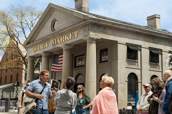 Boston's historic Freedom Trail walking tour with expert guide, photo 8 | wizardtrip