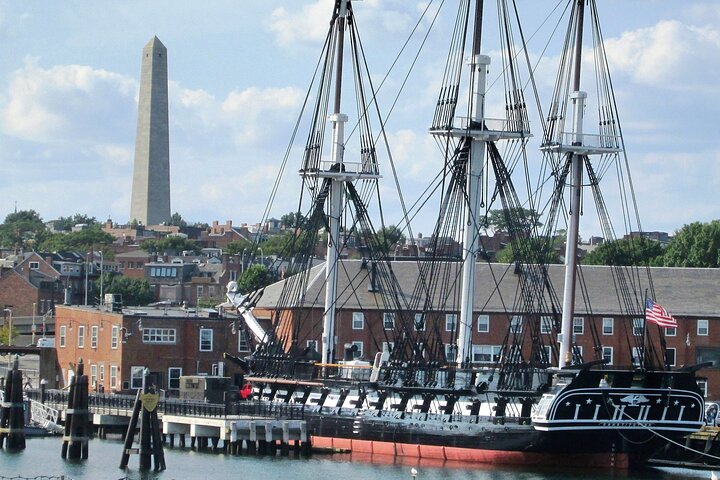 Boston's historic Freedom Trail walking tour with expert guide, photo 10 | wizardtrip