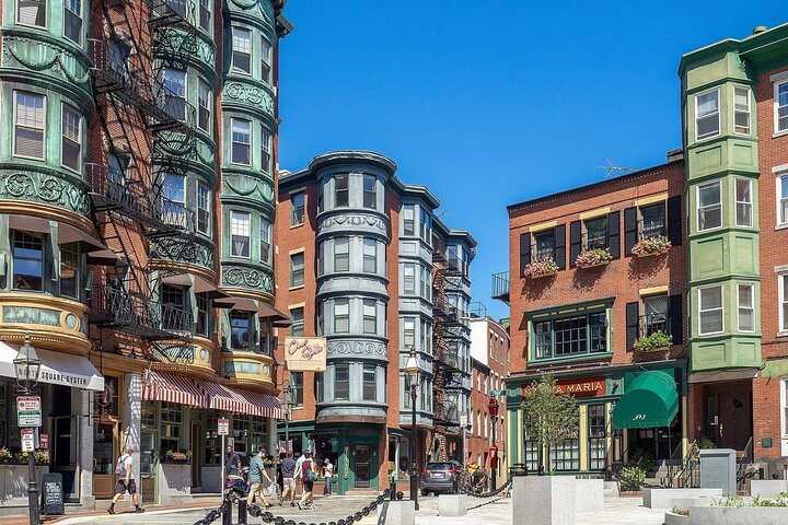 Boston's historic Freedom Trail walking tour with expert guide, photo 12 | wizardtrip