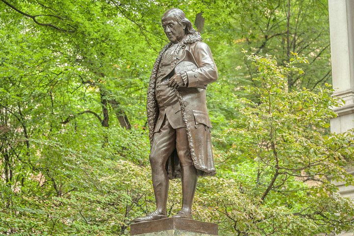 Boston's historic Freedom Trail walking tour with expert guide, photo 15 | wizardtrip