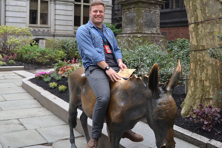 Boston's historic Freedom Trail walking tour with expert guide, photo 17 | wizardtrip