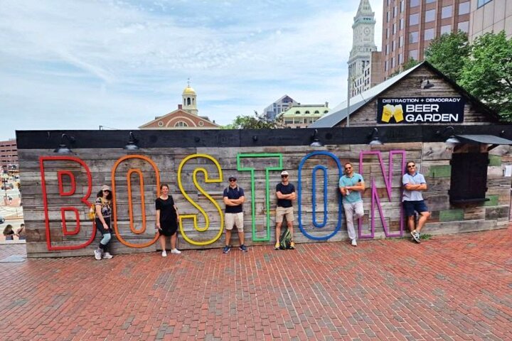 Boston's historic Freedom Trail walking tour with expert guide, photo 19 | wizardtrip