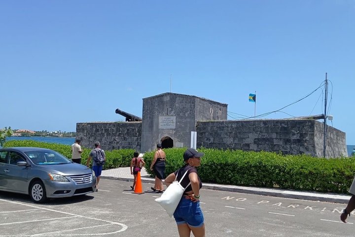 Begeleide ATV-tour die de monumenten, stranden en lokale smaken van Nassau verkent, foto 6 | wizardtrip