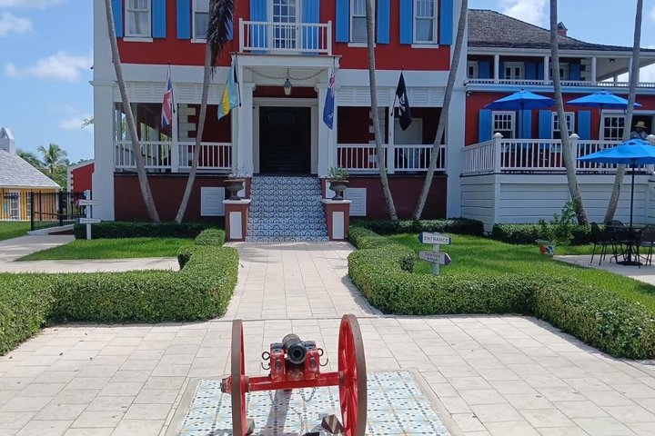 Begeleide ATV-tour die de monumenten, stranden en lokale smaken van Nassau verkent, foto 14 | wizardtrip