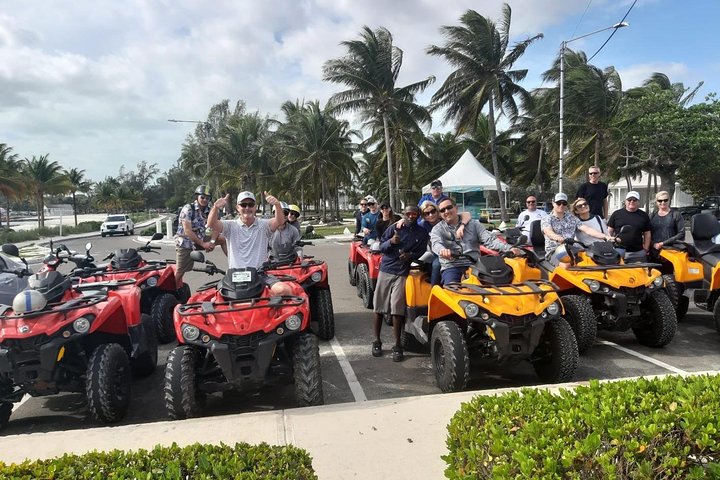 Begeleide ATV-tour die de monumenten, stranden en lokale smaken van Nassau verkent, foto 30 | wizardtrip