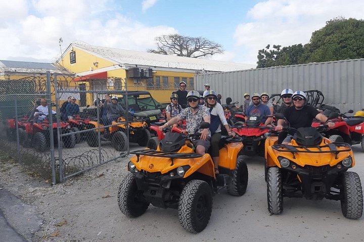 Begeleide ATV-tour die de monumenten, stranden en lokale smaken van Nassau verkent, foto 36 | wizardtrip