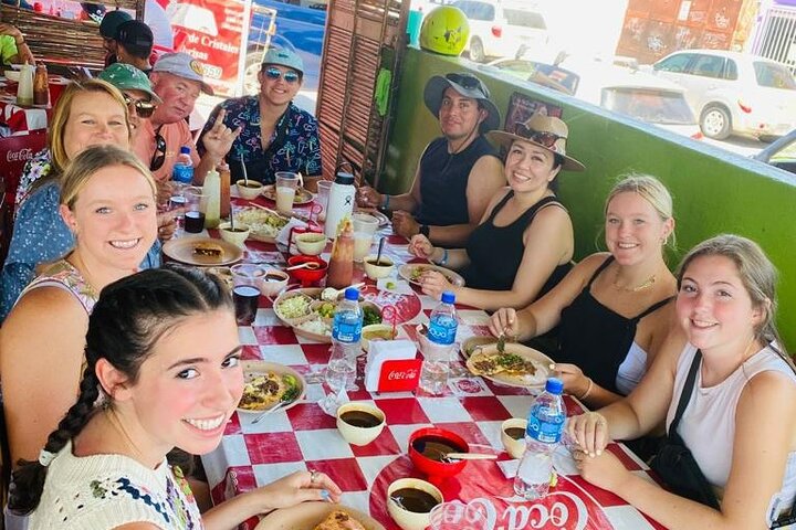 Esperienza Gastronomica e di Tacos nel Centro di Cabo San Lucas | wizardtrip