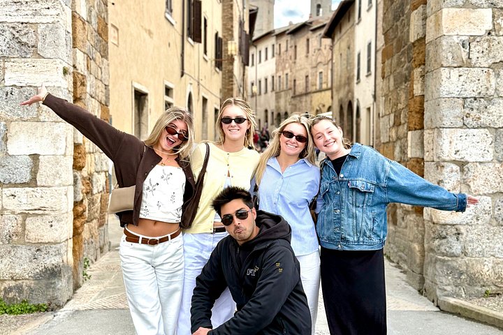 Tour œnologique en petit groupe en Toscane visitant San Gimignano, des domaines biologiques et Piazzale Michelangelo, photo 26 | wizardtrip