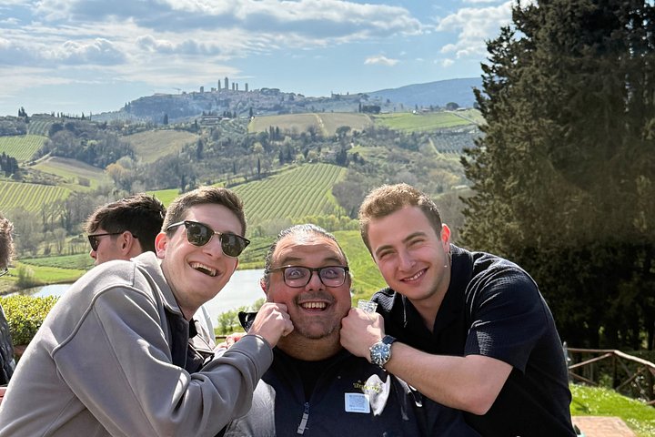 Tour œnologique en petit groupe en Toscane visitant San Gimignano, des domaines biologiques et Piazzale Michelangelo, photo 27 | wizardtrip