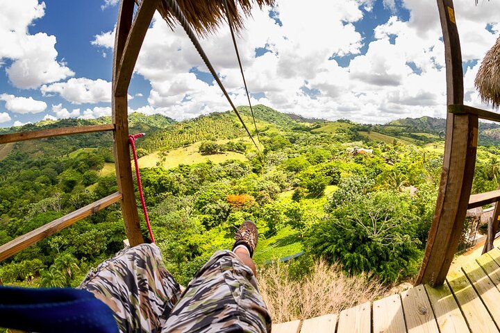 Oplev spændingen ved at svæve side om side gennem de frodige tropiske skove i Punta Cana, foto 19 | wizardtrip