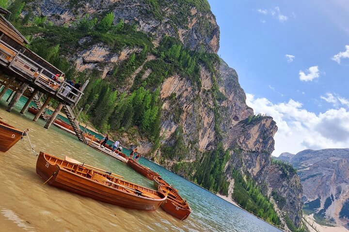 Day trip to the Dolomites, Cortina and Lake Braies from Venice | wizardtrip