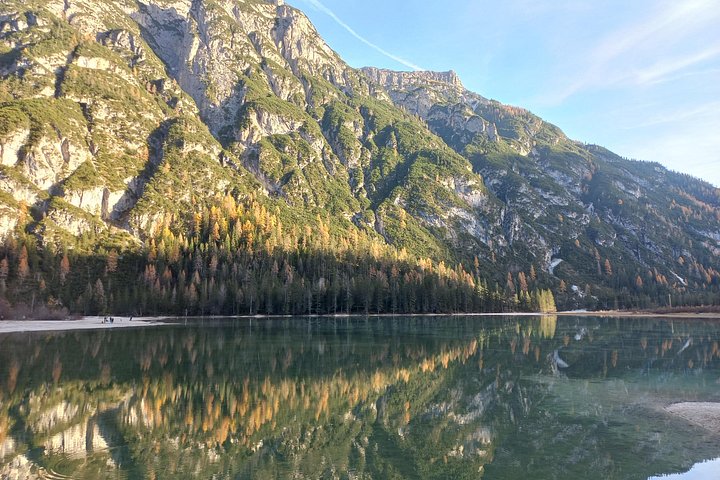 Excursion d'une journée dans les Dolomites au départ de Venise, avec Cortina, le lac de Braies et le lac de Misurina, photo 18 | wizardtrip