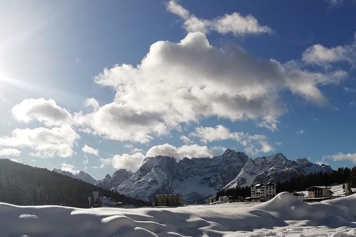 Excursion d'une journée dans les Dolomites au départ de Venise, avec Cortina, le lac de Braies et le lac de Misurina, photo 23 | wizardtrip