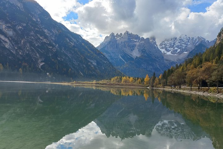 Excursion d'une journée dans les Dolomites au départ de Venise, avec Cortina, le lac de Braies et le lac de Misurina, photo 25 | wizardtrip