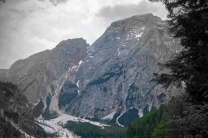 Excursion d'une journée dans les Dolomites au départ de Venise, avec Cortina, le lac de Braies et le lac de Misurina, photo 44 | wizardtrip
