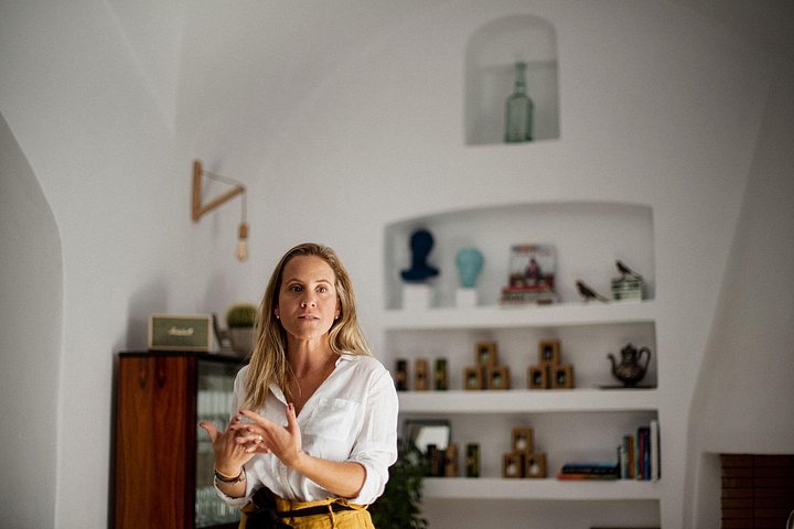 Apprenez à cuisiner des plats grecs traditionnels dans une maison troglodyte de Santorin avec Petra Kouzina, photo 17 | wizardtrip