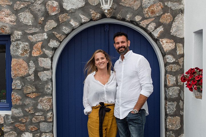Apprenez à cuisiner des plats grecs traditionnels dans une maison troglodyte de Santorin avec Petra Kouzina, photo 35 | wizardtrip