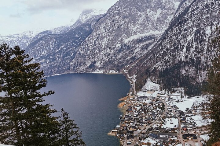 Malerische Ausblicke auf das Dorf Hallstatt, die Alpen und Seen während eines Tagesausflugs von Wien, Foto 10 | wizardtrip