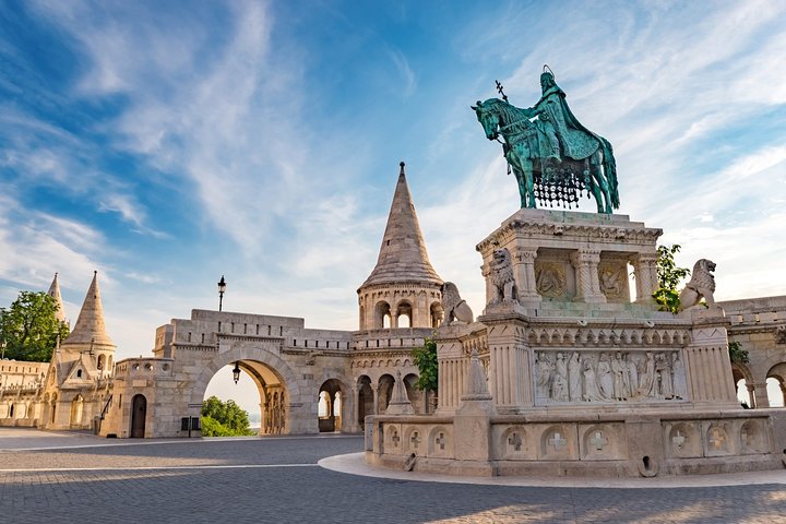 Budapest : Excursion d'une journée en petit groupe depuis Vienne | wizardtrip