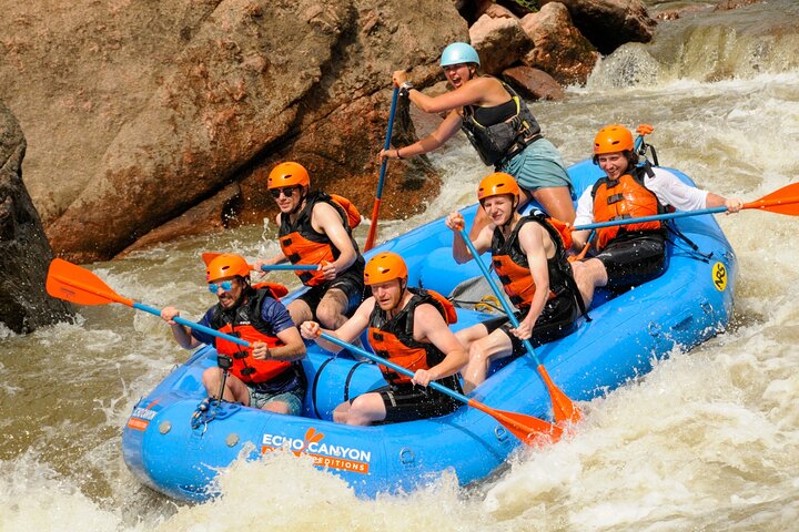 Emocionante aventura de rafting en rápidos en Royal Gorge, Cañon City, foto 6 | wizardtrip