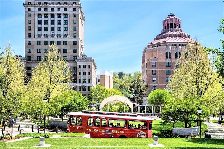 Hoppa på/hoppa av spårvagnsrundtur i Asheville | wizardtrip