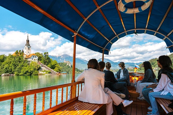 Excursión de un día desde Zagreb para explorar Liubliana y el Lago de Bled en Eslovenia, foto 8 | wizardtrip