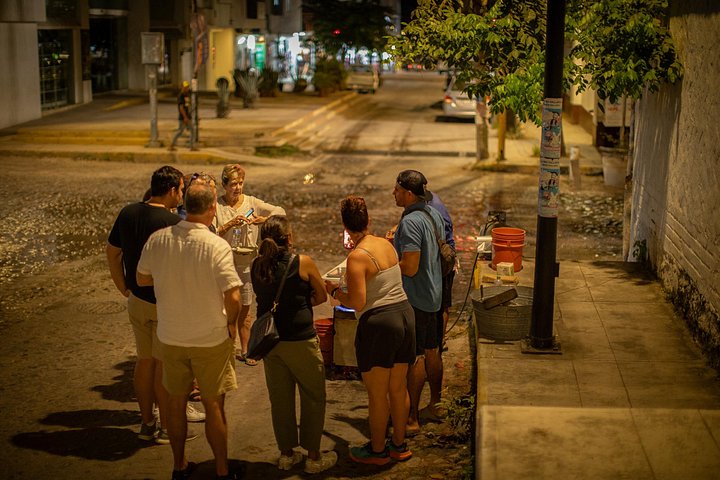 Kveldstur med tacos i Puerto Vallarta, Mexico, smaker på gatemat, foto 29 | wizardtrip
