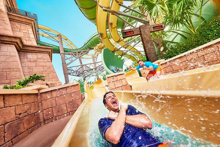 Experience thrilling rides and marine life at Aquaventure Waterpark in Dubai, photo 9 | wizardtrip