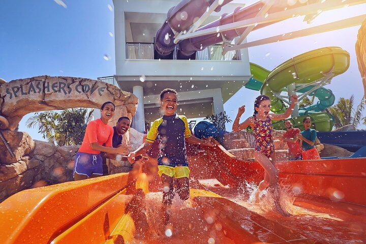 Experience thrilling rides and marine life at Aquaventure Waterpark in Dubai, photo 15 | wizardtrip