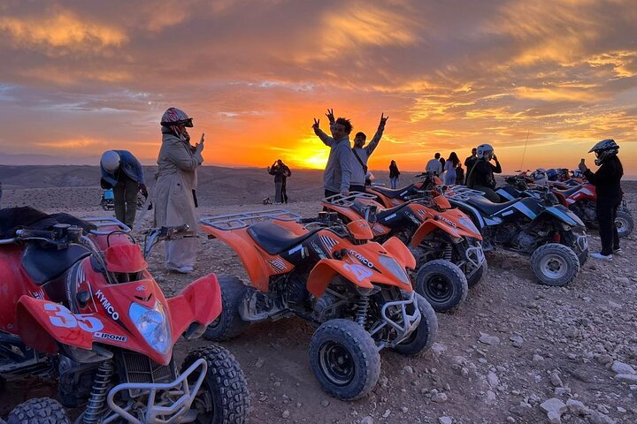 Découvrez le quad, les balades à chameau et le dîner dans le désert d'Agafay près de Marrakech, photo 7 | wizardtrip