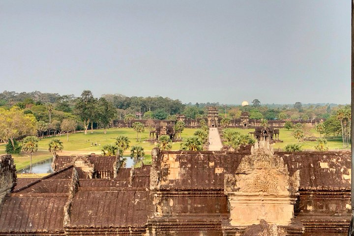 Explora los magníficos templos de Angkor Wat, incluyendo el amanecer, Bayon, Ta Prohm y Banteay Srei, en un tour privado de día completo desde Siem Reap, foto 20 | wizardtrip