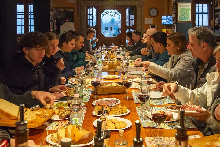 Kulinarische Tour in Bologna, Italien, mit Lebensmittelproduktion und Verkostungen, Foto 16 | wizardtrip