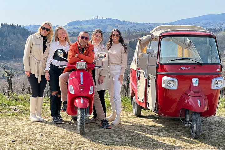 Tour panoramique en Vespa à travers les vignobles toscans et les villages médiévaux avec dégustation de vin et déjeuner, photo 6 | wizardtrip
