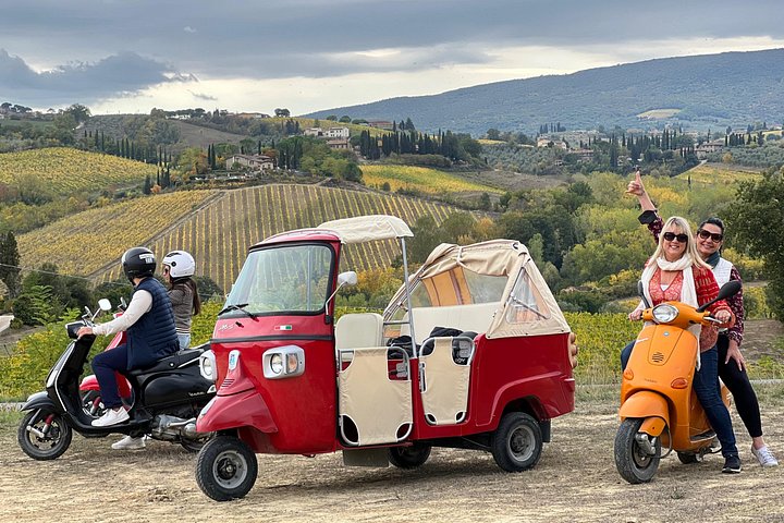 Tour panoramique en Vespa à travers les vignobles toscans et les villages médiévaux avec dégustation de vin et déjeuner, photo 7 | wizardtrip