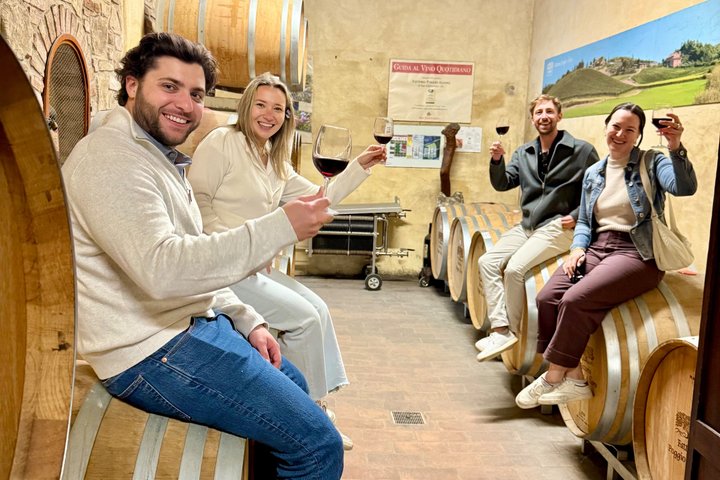 Tour panoramique en Vespa à travers les vignobles toscans et les villages médiévaux avec dégustation de vin et déjeuner, photo 11 | wizardtrip