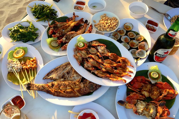 Oplev Balis fantastiske Uluwatu Tempel solnedgang, Kecak dans og Jimbaran fisk og skaldyr middag på en privat tur, foto 6 | wizardtrip