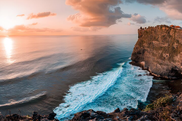 Oplev Balis fantastiske Uluwatu Tempel solnedgang, Kecak dans og Jimbaran fisk og skaldyr middag på en privat tur, foto 10 | wizardtrip