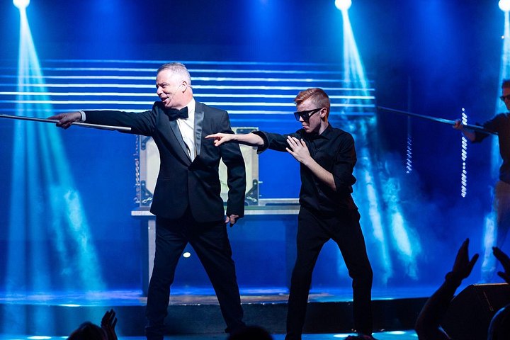 Oplev en magisk aften med illusioner, close-up magi og middag på House of Illusion i Tarragona, foto 7 | wizardtrip
