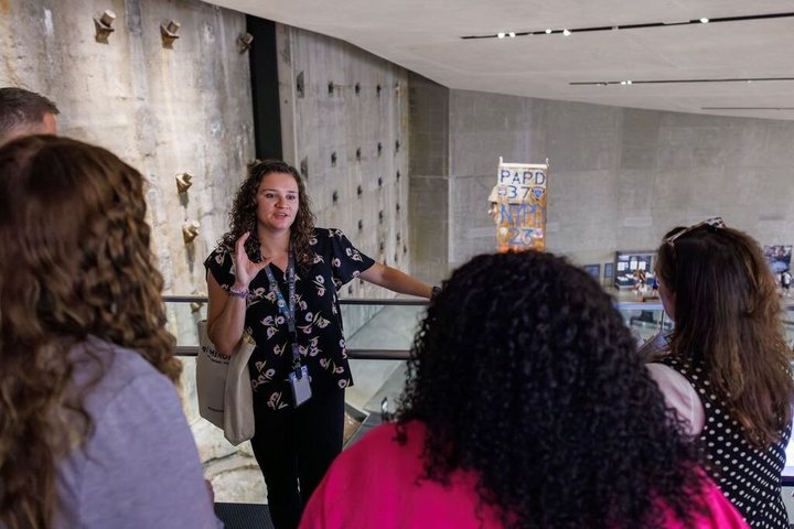 Vivi l'emozionante Memoriale e Museo dell'11 settembre a New York, un luogo di memoria e storia, foto 13 | wizardtrip