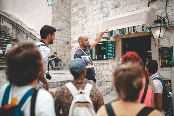 Tour pelos locais de filmagem de Game of Thrones em Dubrovnik, Croácia, com locais icónicos e o Trono de Ferro, foto 7 | wizardtrip