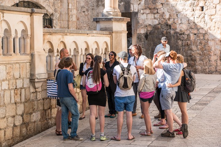 Tour pelos locais de filmagem de Game of Thrones em Dubrovnik, Croácia, com locais icónicos e o Trono de Ferro, foto 12 | wizardtrip