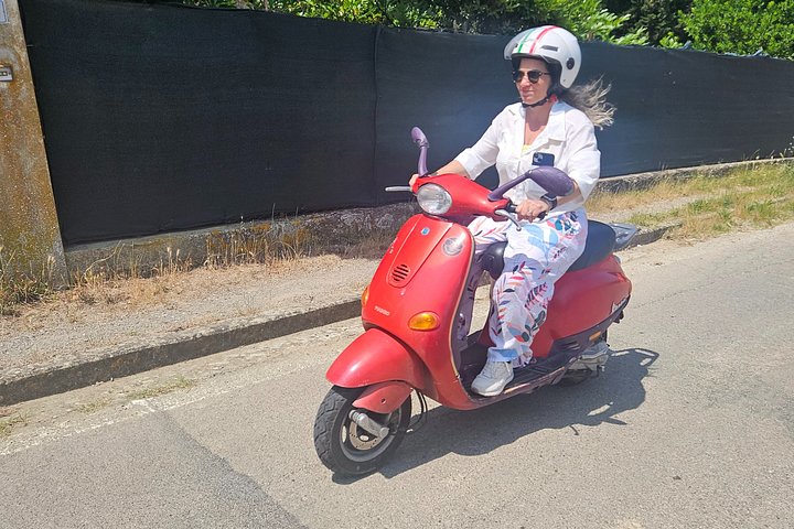 Rijd op een Vespa door het schilderachtige Toscaanse platteland, bezoek een wijnmakerij en geniet van lokaal eten en wijn, foto 17 | wizardtrip
