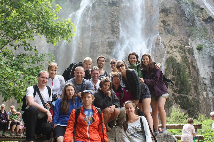 Plitvice Lakes National Park Group Tour from Split or Trogir | wizardtrip