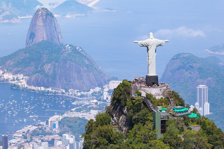 Rio's Full Day: Selarón Steps, Christ & Sugarloaf – Tickets & Lunch Included | wizardtrip