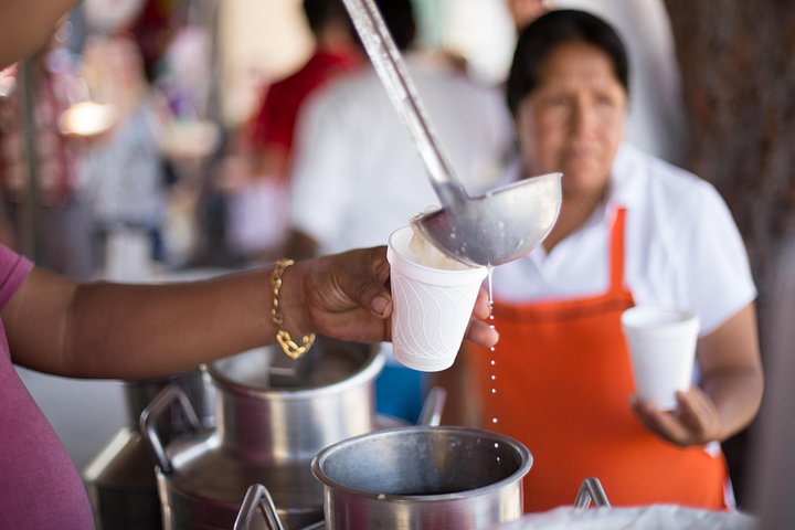 Explore Cancun's street food scene, local market, and vibrant murals on this guided culinary tour, photo 9 | wizardtrip